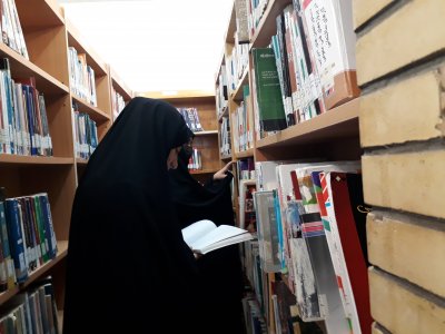 به مناسبت هفته کتاب و کتابخوانی  ، کارگاه آموزشی ویژه طلاب خواهر مسجدسلیمان برگزار شد